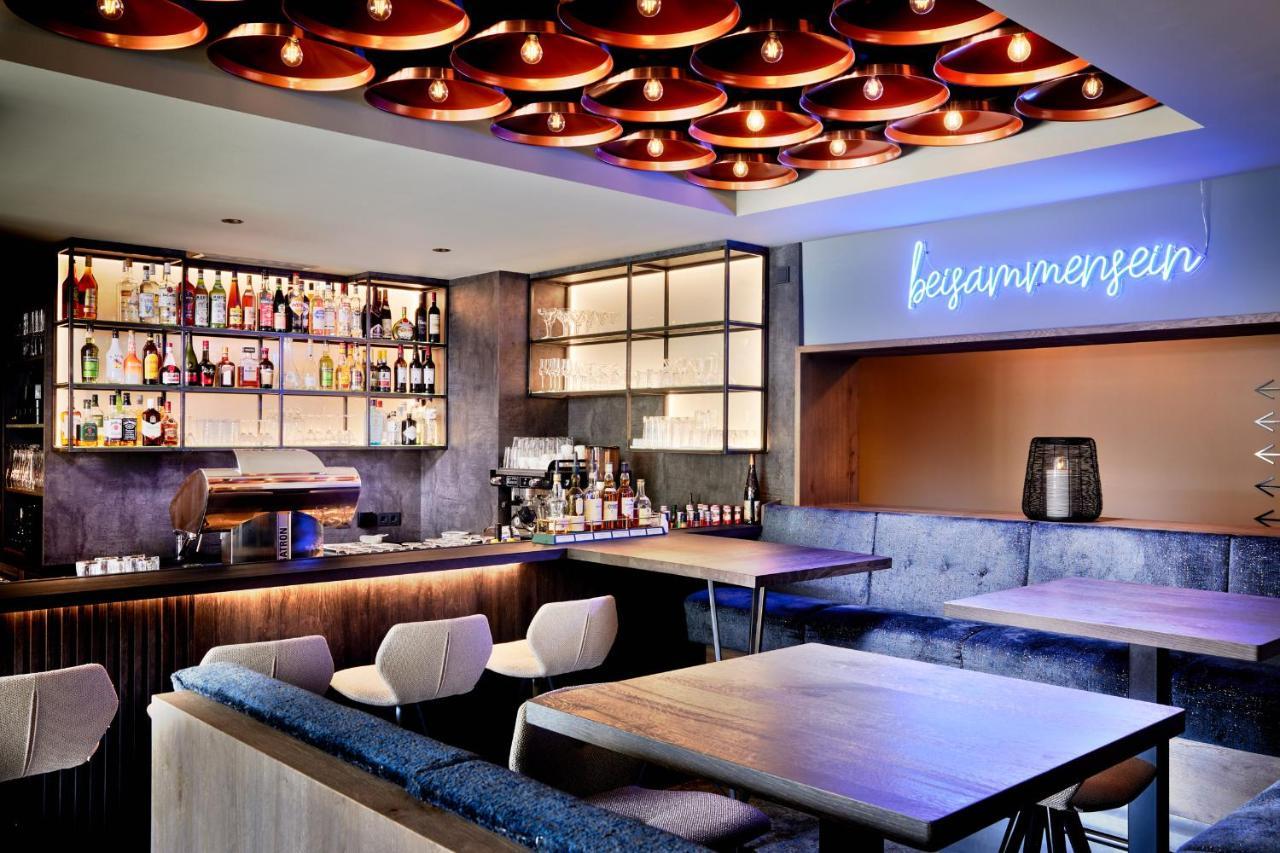 Soulsisters' Hotel 4 Sterne Superior คาพรูน ภายนอก รูปภาพ