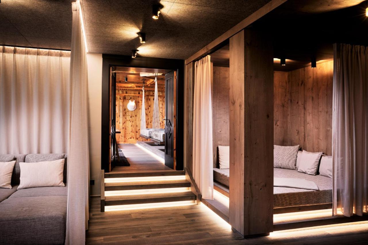 Soulsisters' Hotel 4 Sterne Superior คาพรูน ภายนอก รูปภาพ