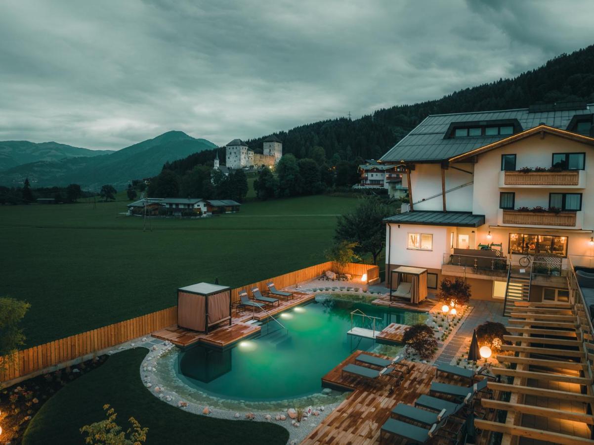 Soulsisters' Hotel 4 Sterne Superior คาพรูน ภายนอก รูปภาพ